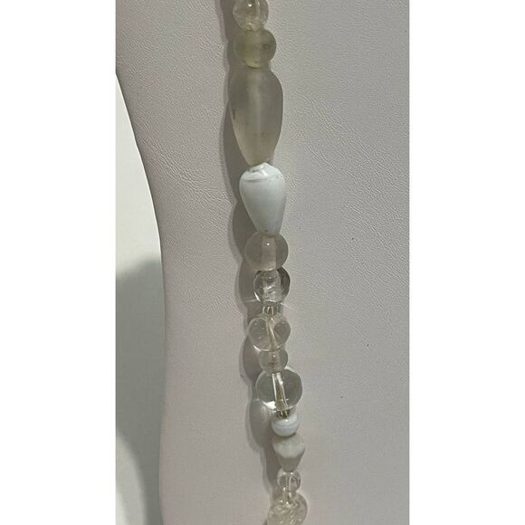 Long Beaded Statement Fashion Necklace White Green - Picture 5 of 11